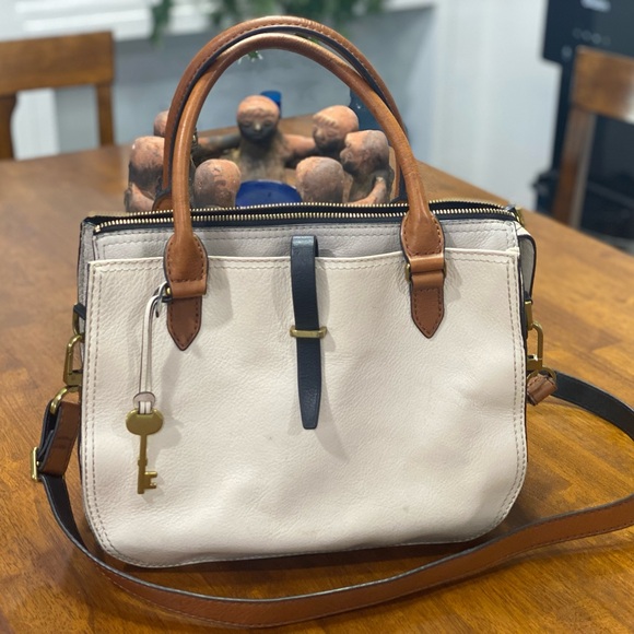 Fossil Handbags - FOSSIL PURSE 👜